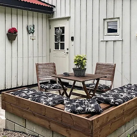Holiday home 6 Person In Averoy *