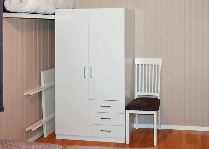 Feriehus 6 Person In Averoy