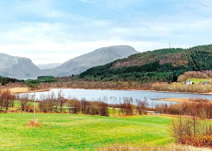 6 Person In Averoy *