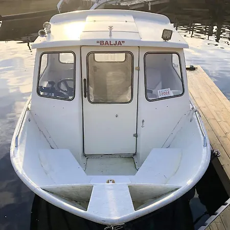 6 Person In Averoy 別荘